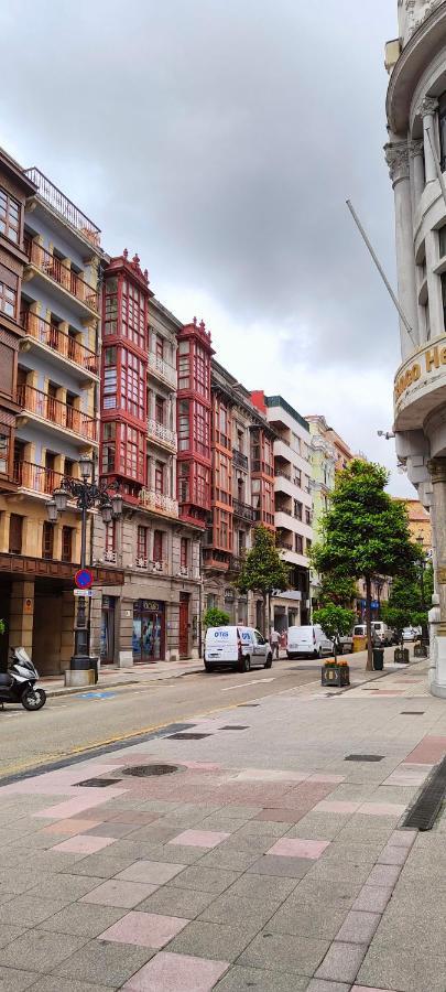 شقة Oviedo Centro- Parking Gratuito المظهر الخارجي الصورة